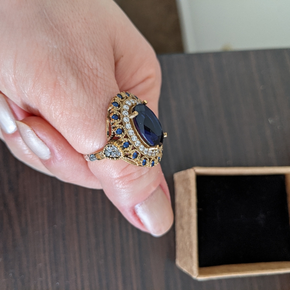 Statement Ring 💍 - Picture 6 of 7